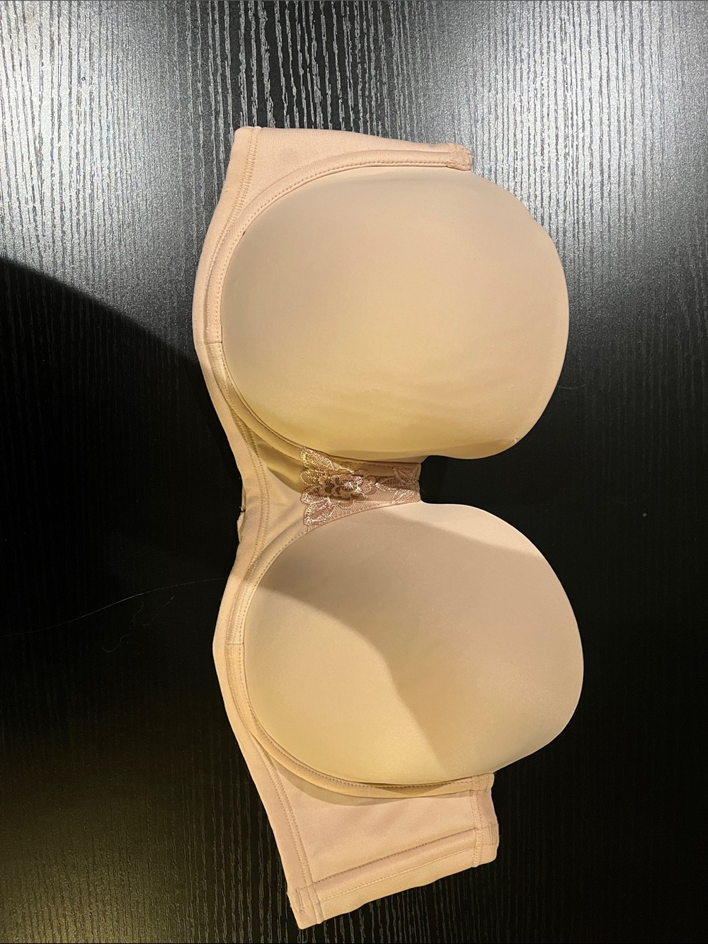 (NWT) Vanity Fair Nude Strapless Smooth Molded Bra